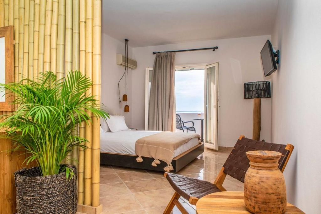 Ariadne Hotel 아기오스프로코피오스 외부 사진